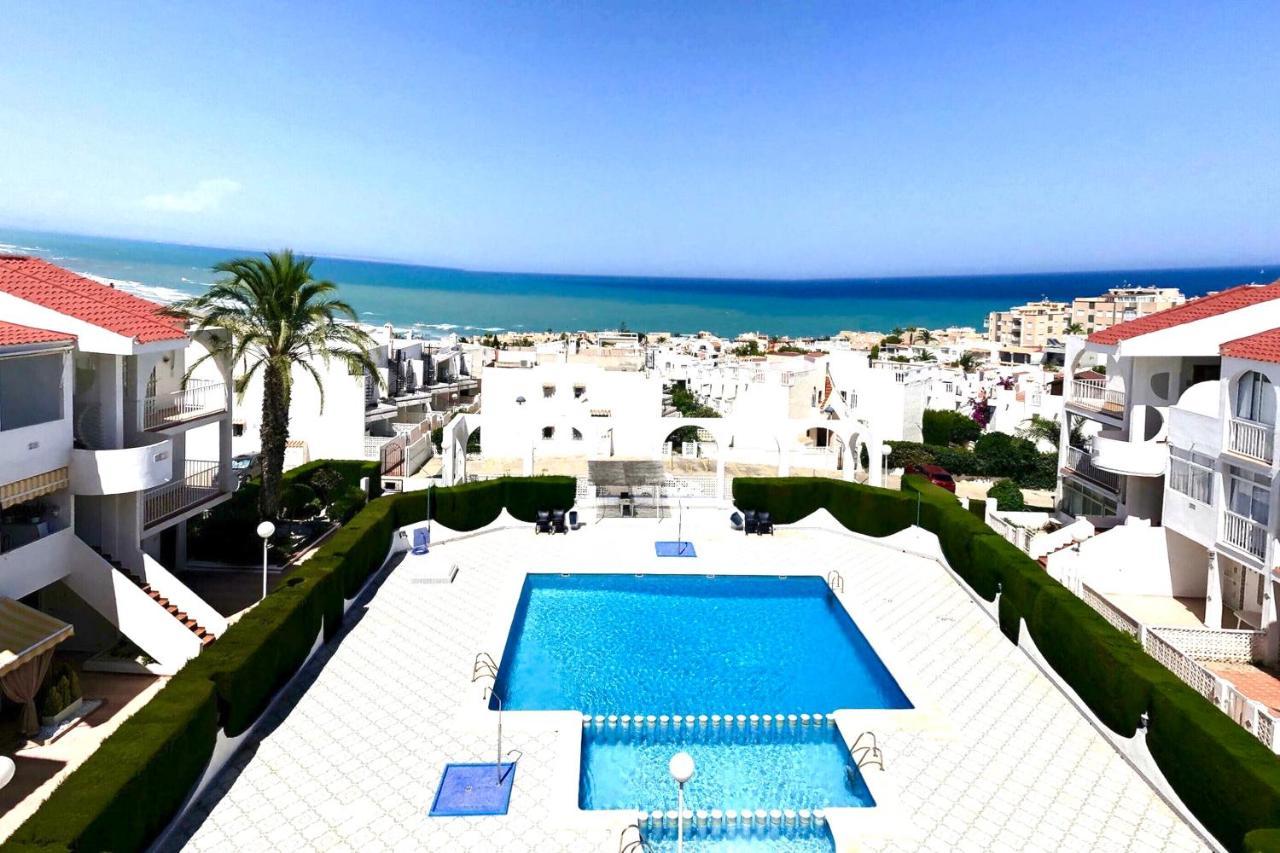 Apartment With Pool, Sea Views & Balcony Less Than 10Min Walk To La Mata Beach! Torrevieja Buitenkant foto