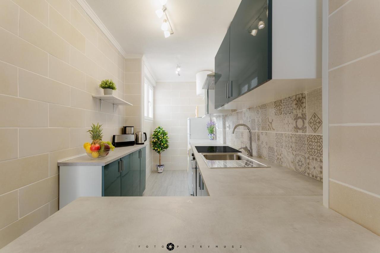 Apartment With Pool, Sea Views & Balcony Less Than 10Min Walk To La Mata Beach! Torrevieja Buitenkant foto